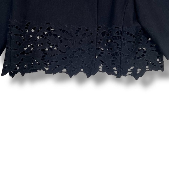 BCBGMAXAZRIA Jacket Womens Medium Black Scalloped Laser Cut Hem Cropped Collar‎ - Picture 4 of 7